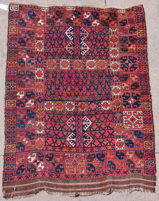 Middle Amu Darya region Turkmen or Uzbek ensi. Older than most of this type. Large scale with bold yet in abbreviated drawing. Great wool and in good condition. Macrame ends preserved at  ...