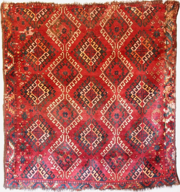 Square Ersari / Middle Amu Darya Carpet with Dyrnak Design                       
