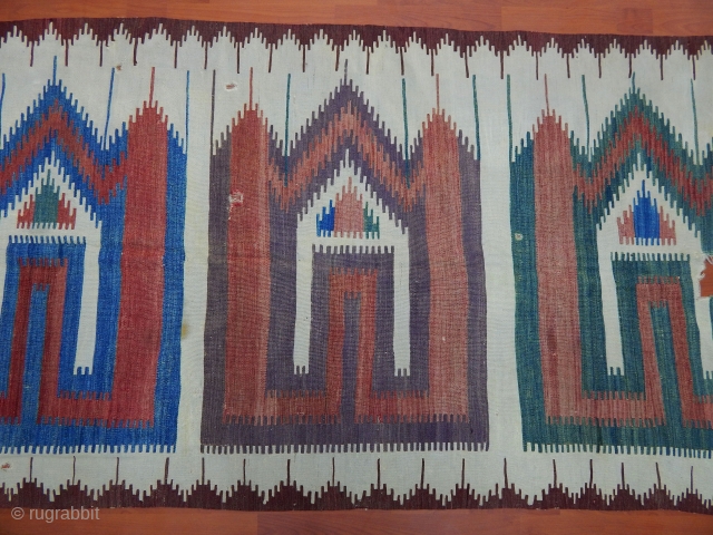 Saph kilim, has some holes, But otherwise good condition                        
