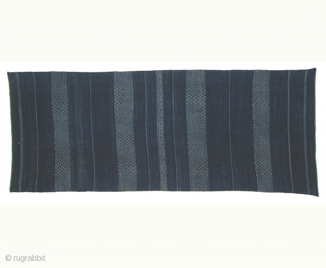 Loin Cloth from Mizzoram
50x110cm
Lushai Tribe, Mizzoram, North East India)
20th century
Indigo dyed cotton
Very fine weaving
I have more pieces in stock, please inquire
Feel free to ask for more information
      