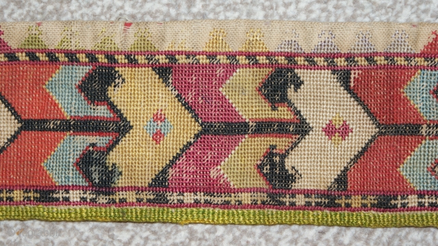 Antique Uzbek cross stitches belt. Excellent colours and stitches. The size is: 113cm X 8cm. offer fair price.               