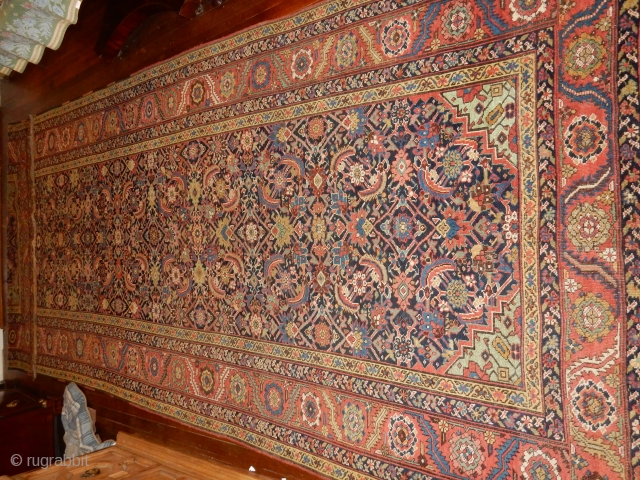 LOVELY OLD PERSIAN (FEREGHAN?) GALLEERY CARPET  6 X 14 FT - IN EXCELLENT PILE AND CONDITION- BEAUTIFUL DESIGN AND DYES            