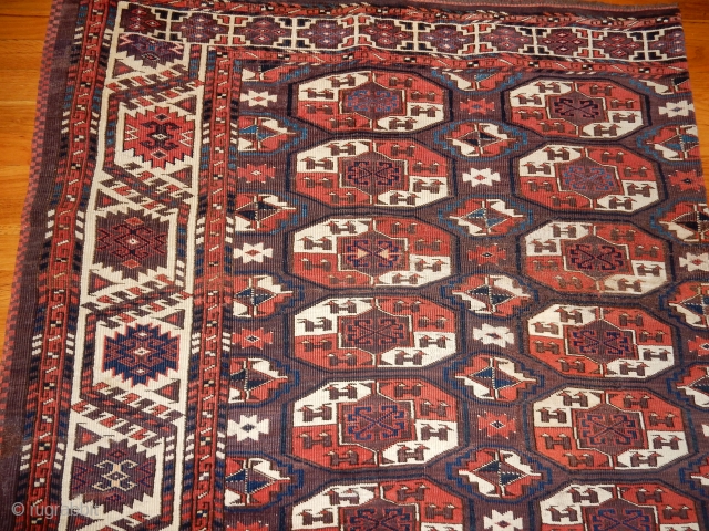 CHODOR MAIN CARPET - 7 1/2 FT X 8 1/2 FT - EXCELLENT CONDITION                   