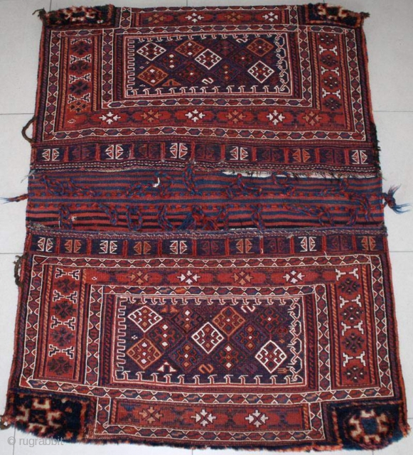 Luri Bakhtiari bag, 100 x 135 cm (3 ' 3 " x 4 ' 5 ")                 