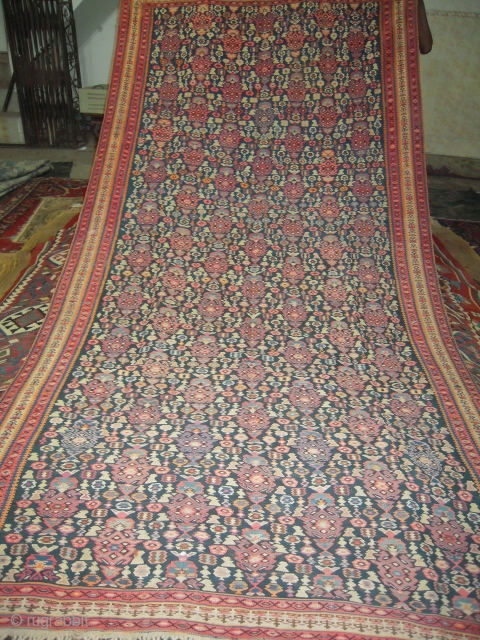 20th century Persian kilim 3.52 x 1.52m perfect condition, synthetic colors                      