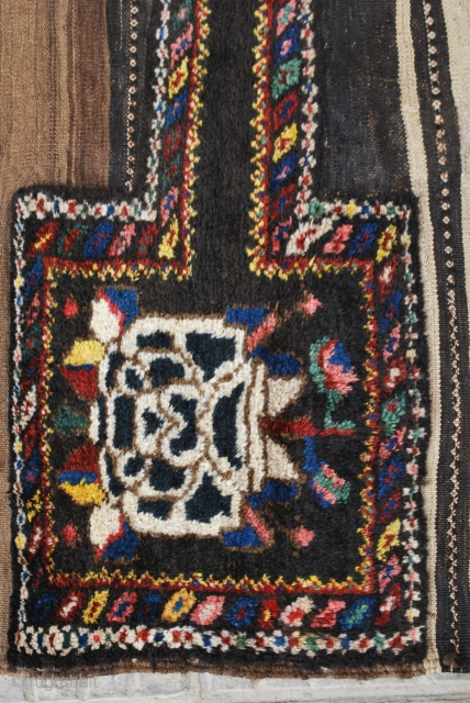 Antique Bakhtiari tacheh from the village of Farah Dumbeh, early 20th c. 103 x 122 cm. slight traces of age otherwise in very good condition. All wool and good characteristic natural colors. 