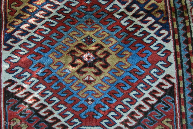 Karabagh rug. Cm 115x220. Brown totally oxidized. Full pile allover. Great piece. Great wool. Great dyes. Some minor rests. End 19th century.
See more pics on fb: https://www.facebook.com/media/set/?set=a.10151816614804258.1073741878.358259864257&type=3
or on picasa: https://plus.google.com/photos/102077108999072625754/albums/5904172159321534817?banner=pwa
   