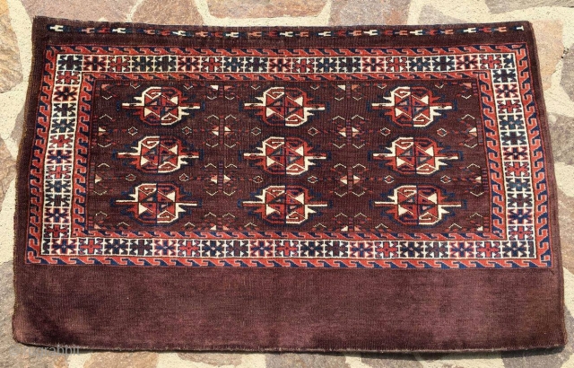 Turkman/Turkmen Yomud cuval. Size is cm 72x118. End 19th century. Great, elegant, spaced pattern with 9 main guls only and lots of colorful symbols all over. Awesome natural colors in deep saturated  ...