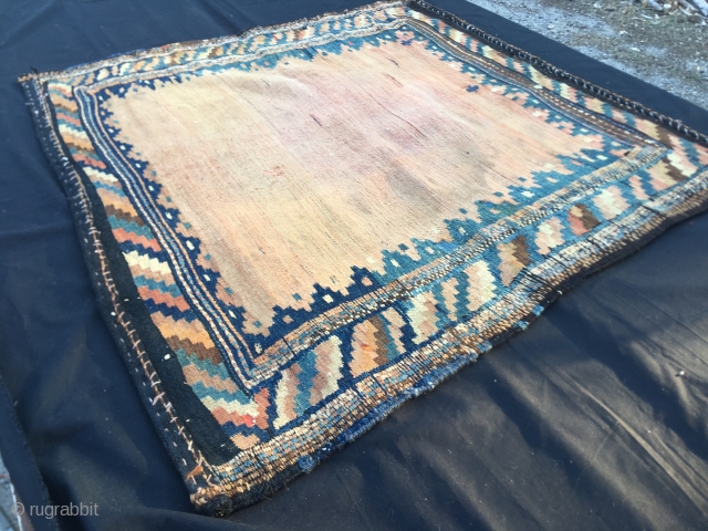 Persian sofra. Most probably Qashqai. Cm 101x107ca. Vintage or even early 20th c. Sweet, low profile. Cost price: was 320€, now 160€ plus ups shipping. 15€ for Italy, 35€ for most eu/usa  ...