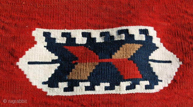 Karabagh kilim mafrash panel. Early 20th century. Cm 50x100 ca. Good condition. See more pics on fb: https://www.facebook.com/media/set/?set=a.10151690333839258.1073741856.3... Or on Picasa: https://plus.google.com/photos/102077108999072625754/albums/5880861146917689505?banner=pwa
            ...