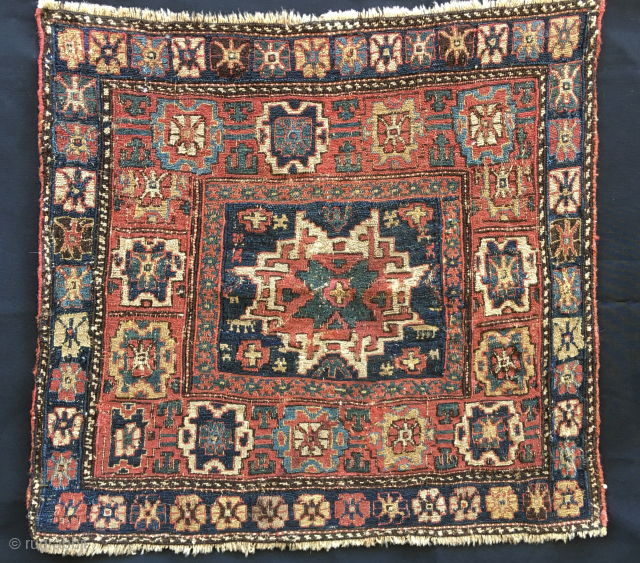 Top Shahsavan Lesghi Star❤️ Sumack bag face 
Cm 52x54. Mid 19th century. 
Rich, primitive weaving, beautiful saturated natural dyes. 
In good condition, no restorations, no holes, no painting. 
Already part of different  ...