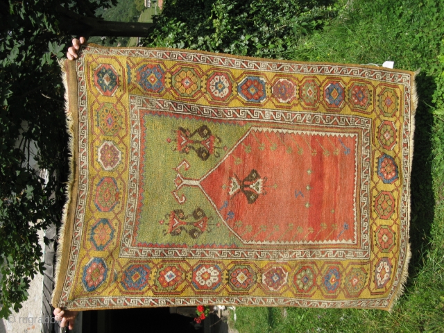 Aksaray carpet Anatolia, cm 112 x 146. Rug mid-XVIII century. Perfect condition,very beautiful and bright colors. No repairs. Ask for price or for many informations.        