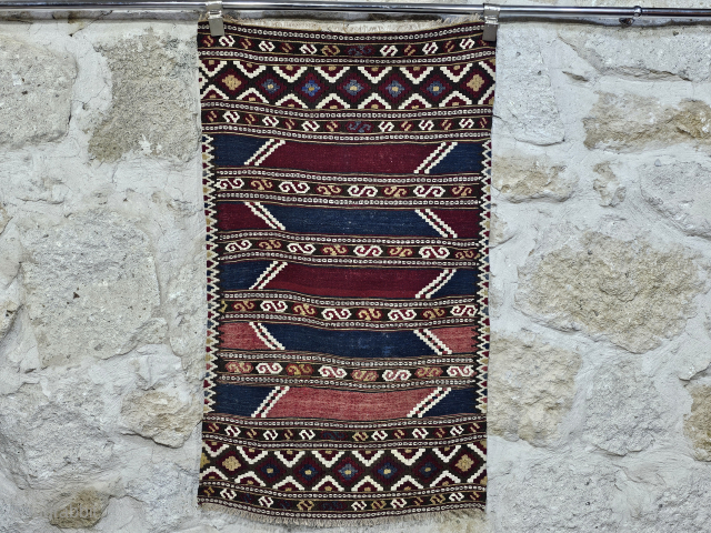 Antique Manastır & AYDOS Kilim
Size:85x122
salaberina@gmail.com                            