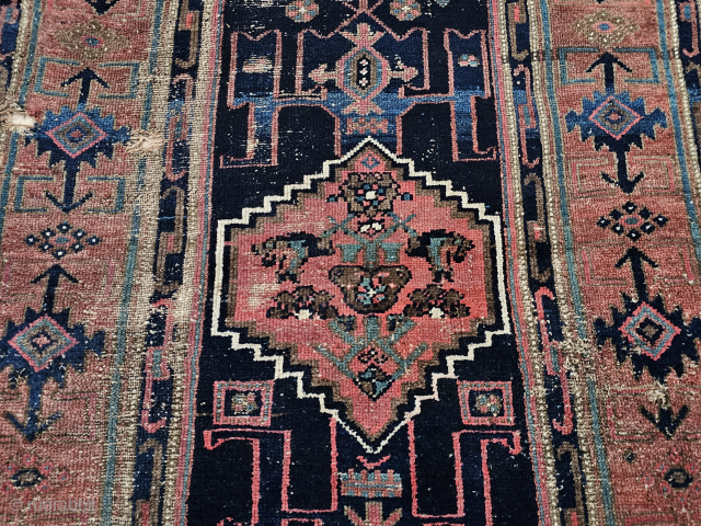 antique rug
Size:194x116
Email:salaberina@gmail.com                               