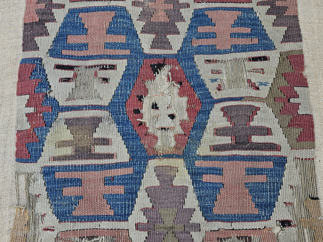 Antique handmade Anatolian Kilim
Estimated early 1800s.
Size:278x76 cm                          