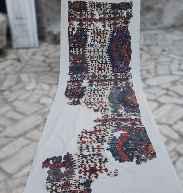 Antique Anatolian Kilim Fragment
Size:268x77 cm
salaberina@gmail.com                            