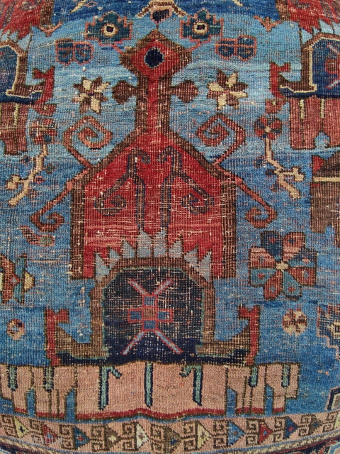 Antique persian rug
Size 150x120 cm
                            