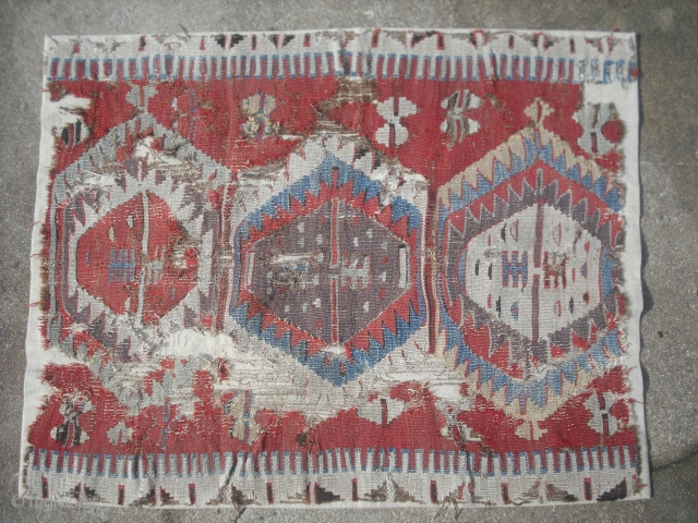   lovely anatolian little kelim 34x27in  86x69cm                        