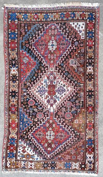 Ghashghai rug, Persia, around 1900.

Origin : Persia
Period : around 1900
Size : 165 x 90 cm
Material : wool on wool
Worn
Vegetable dyes
Handwoven

This rug has been cleaned by a professional.

✦ Price and photos on https://www.christiandoux.com/products/ghashghai-rug-165-90 