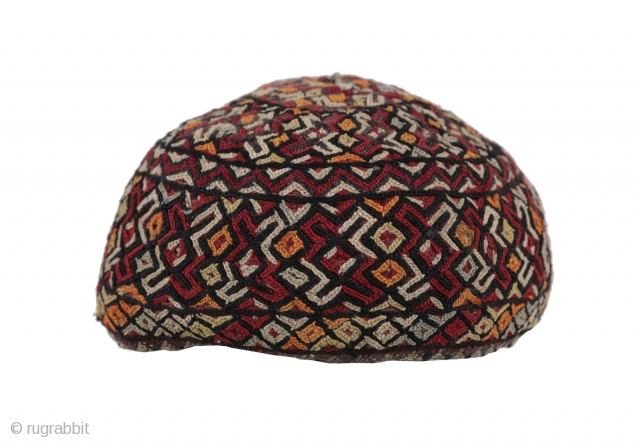 hat from central asia - turkmenistan
79570                           