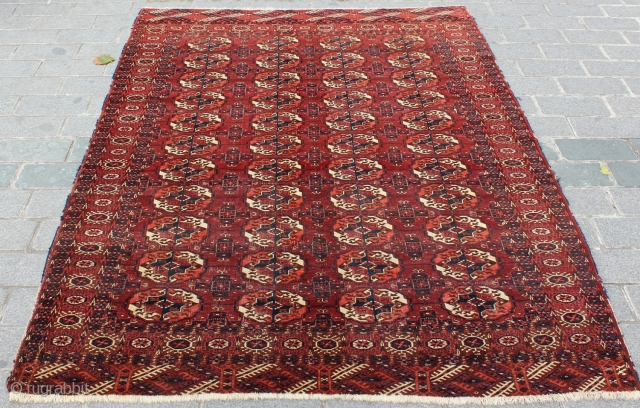 Tekke Rug 10553
almost
170 cm x 240 cm = 4.08 m2
66.93" x 94.49"
5.58' x 7.87'                   