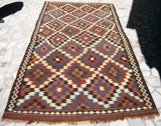 İranian Shahsavan kilim.
165cm x 324cm                            