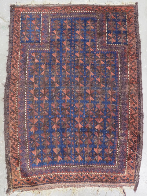 Size: 4ft 4in x 3ft 1in (133 x 95cm).

Antique Timuri / Baluch blue ground prayer rug with repeat leaf design.

Circa 1880.

This is a scarce example of a blue ground Timuri rug from  ...
