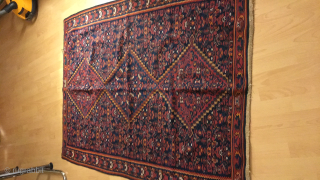 Seneh 
Persian antique 
160 cm x 120 cm                         