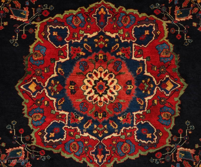 Neriz Afshar rug, 1920s or so. Exceptional design, colors, wool and weave. In perfect condition.  150 x 201 cm             