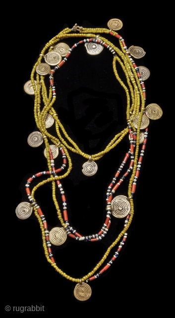 India, Orissa
Mutli color glass beads with brass spiral diskc.
19thc.                        