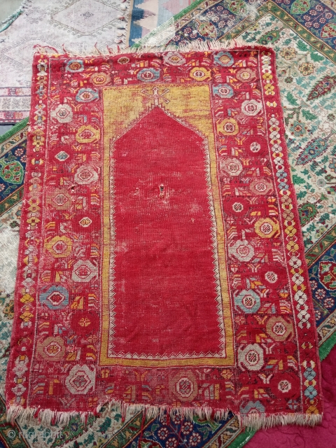 Turki prayer rug Size:140x100-cm 
150$                            