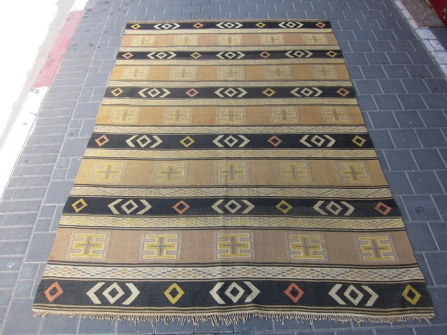 kilim ?? size: 220x155-cm  ask                           