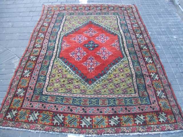 ANTIQUE MOROCCAN CARPET Size: 220x147-cm / 86.6x57.8-inches 

                         