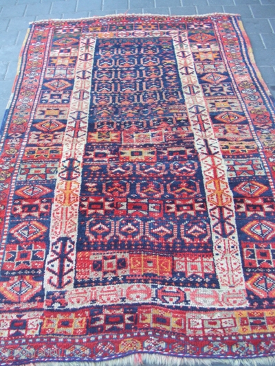 ANTIQUE KURDISH RUG HAND KNOTTED 1910
Size: 183x122- cm / 72.0x48.0 -inches
                      