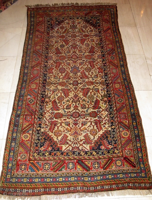 Fine antique fine quality pure wool Qashqaee rug

Size:187x95cm

P.O.R                         