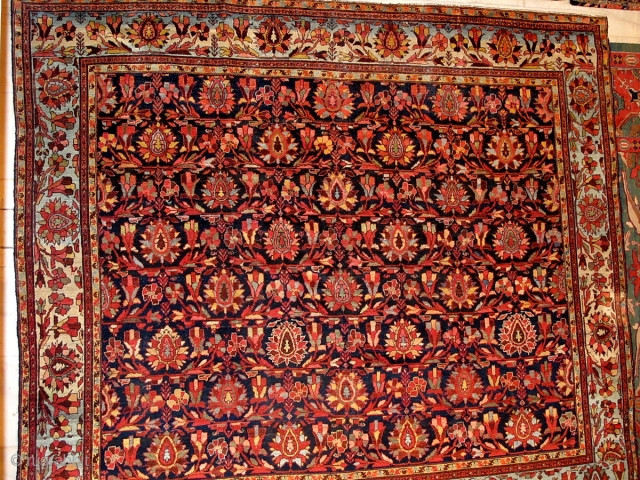 Antique Malayer carpet.

380x300 cm

very good condition.

                           