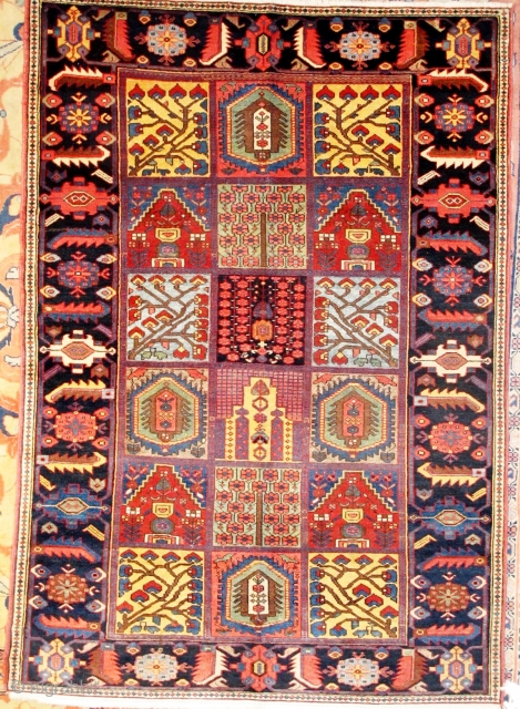 Fine antique bakhtiyar rug                             