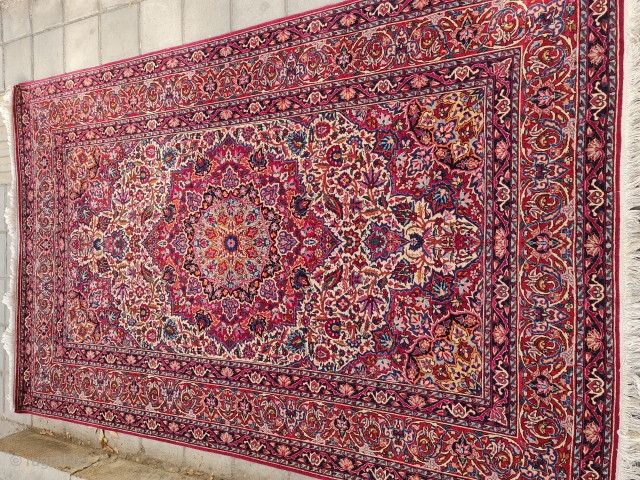 Antiques Todeshk rug

210x136cm

P.O.R                              