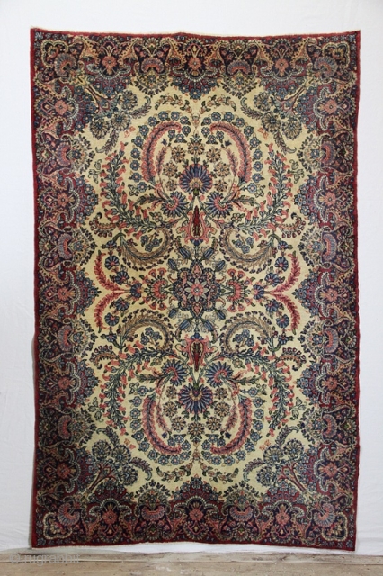 Kerman Carpet id: 1966KQ Size: 206x131 Thickness approx: 14 mm Made around: 1905 Pile: Wool                  