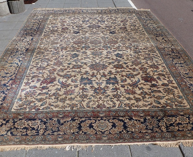 Antique Tehran 355x265cm , in good condition,                          