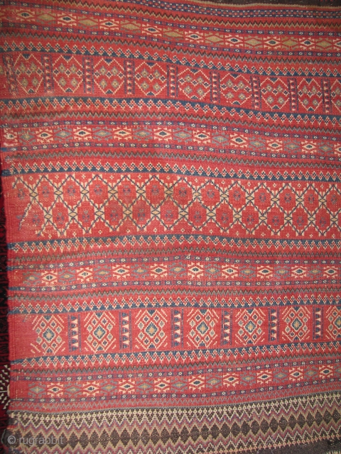 Here is a very nice sistan beluch flat weave bag face with all natural colors,some black natural goat hair and as you see a lots of nice details     