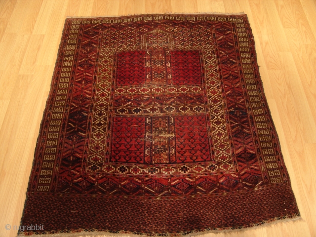 Tekke Turkmen Engsi 
Circa 100 - 110
Size 148 x 127                       