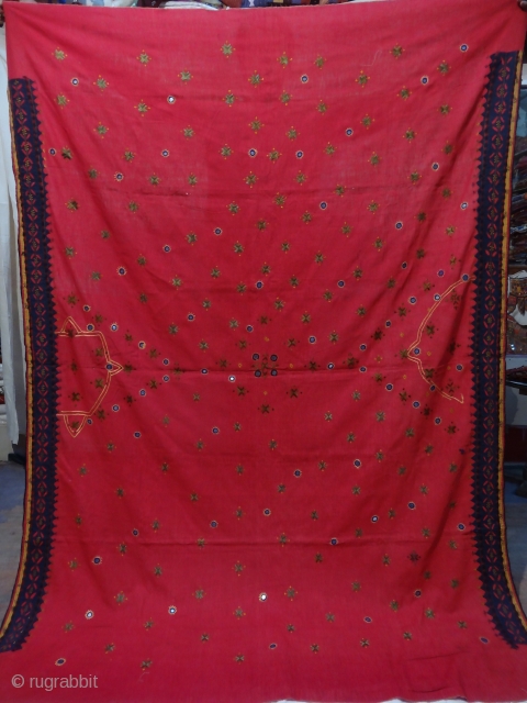 abbochani wedding shawl from suthar group of jaisalmer. finest soof work embroidery.
silk floss embroidery on cotton.. phulkari bagh shalws.
textile from sindh of tharparker.          