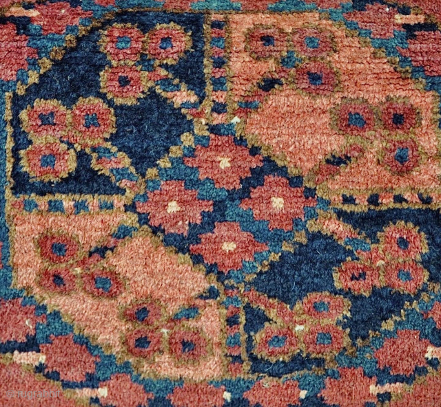 Late 19th-century Ersari Turkmen fragment, possibly a marriage or ‘hearth’ rug- has damage: one border has been reattached. Rich, soft, warm colours, wool feels very soft. Minor moth damage in places.
Size: 95cm  ...