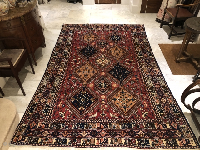 Fine and cute yalameh  with nice  wool and  eclectic motifs.easy handle and perfect  condition .clean and ready to complement your furniture.

310X195 cm  .


available in London   