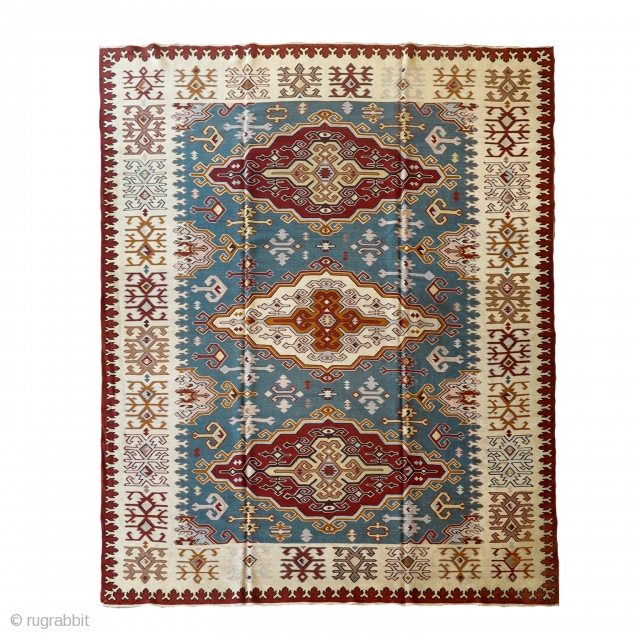 Balkan kilim, all wool. cm 270x200. great condition                         