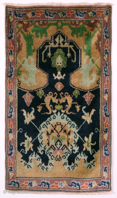 Unusual Tibetan "prayer rug" with Angeli Bode design. 1930 ca. Cotton foundation.Perfect condition. cm 160x95. for more pictures please ask.             