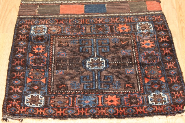 Baluch bagface Natural colors 19th Century size 0.61cm x 0.67cm                       