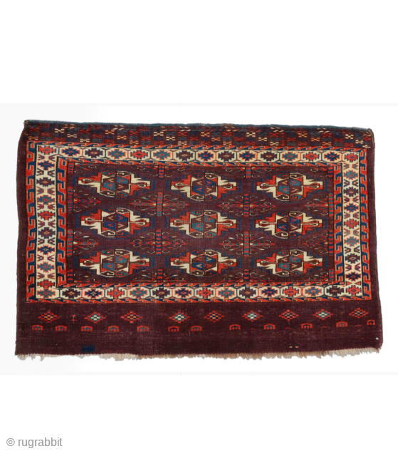 This exquisite 19th-century Turkmen chuval rug is a work of art, carefully woven and withstood the test of time. The rich color palette and intricate patterns reveal the impressive beauty of this  ...