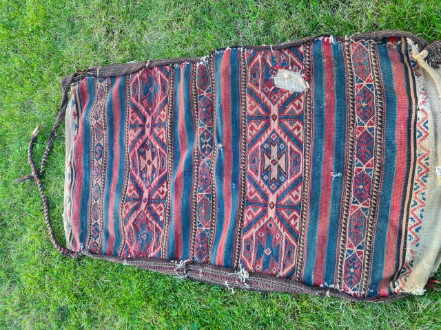 Antique Balikesir emnroided Kilim Chuval, probably from Kilaz Area/Tribe, ~1900
112x60cm
shipping from Germany

Mail: goekay.sargin@yahoo.de                    